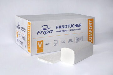Fripa COMFORT Papierhandtücher